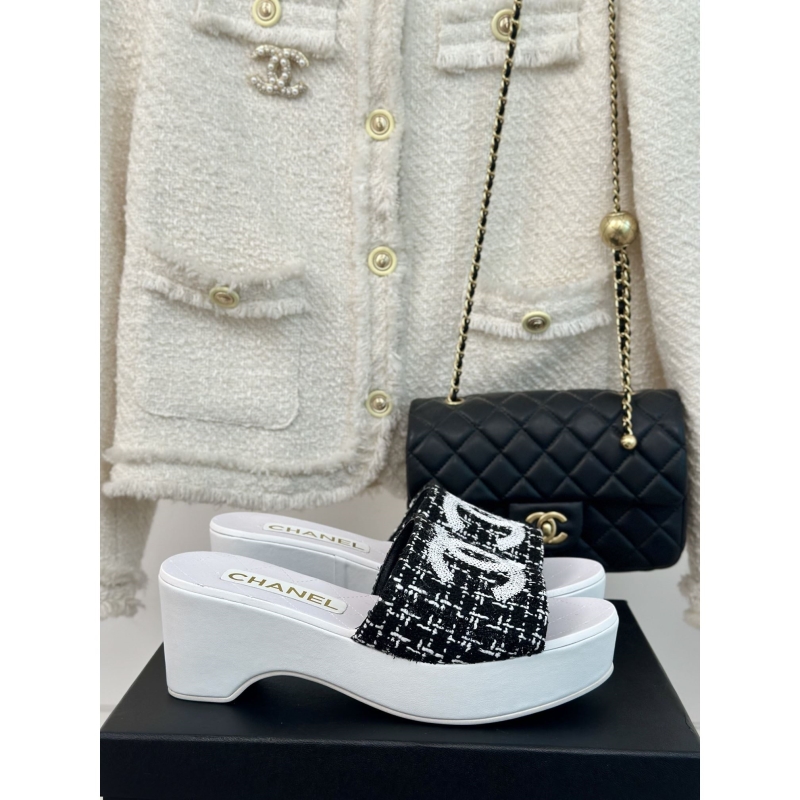 Ch*el slippers